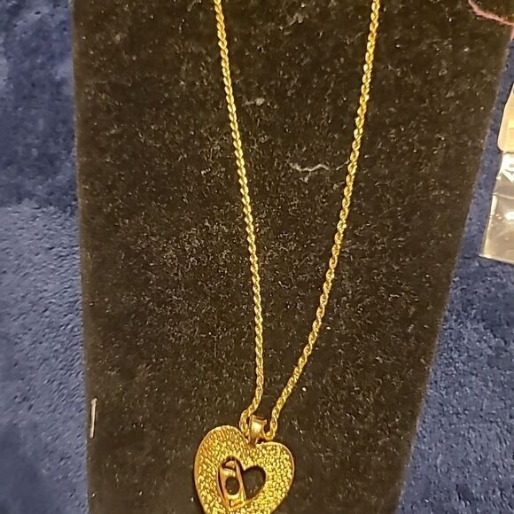 Napier Love Necklace - Picture 3 of 4